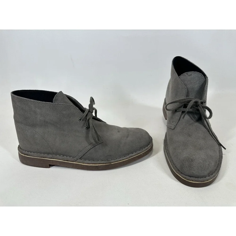 Clarks Bushacre 2 Gray Suede Leather Chukka Desert Boots Men's Size 8.5 M